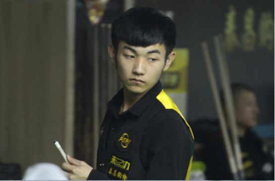 毫无竞争力，阿贾克斯本赛季欧冠5战全败仅进1球净负15球垫底