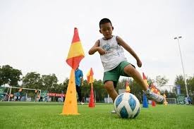 剧场版《世界计划 坏掉的世界与无法歌唱的Miku》PV