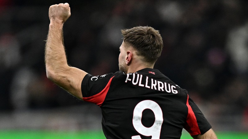 曼联拉什福德末段进球绝杀切尔西